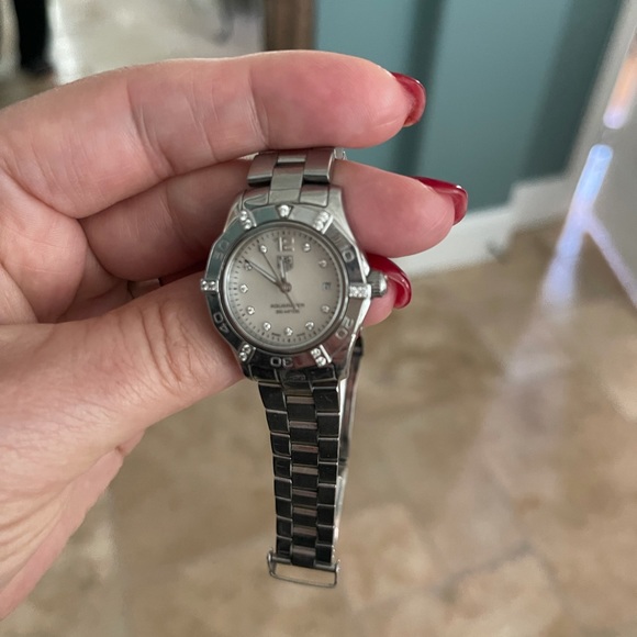 Ladies Tag Heuer diamond watch - Picture 4 of 8